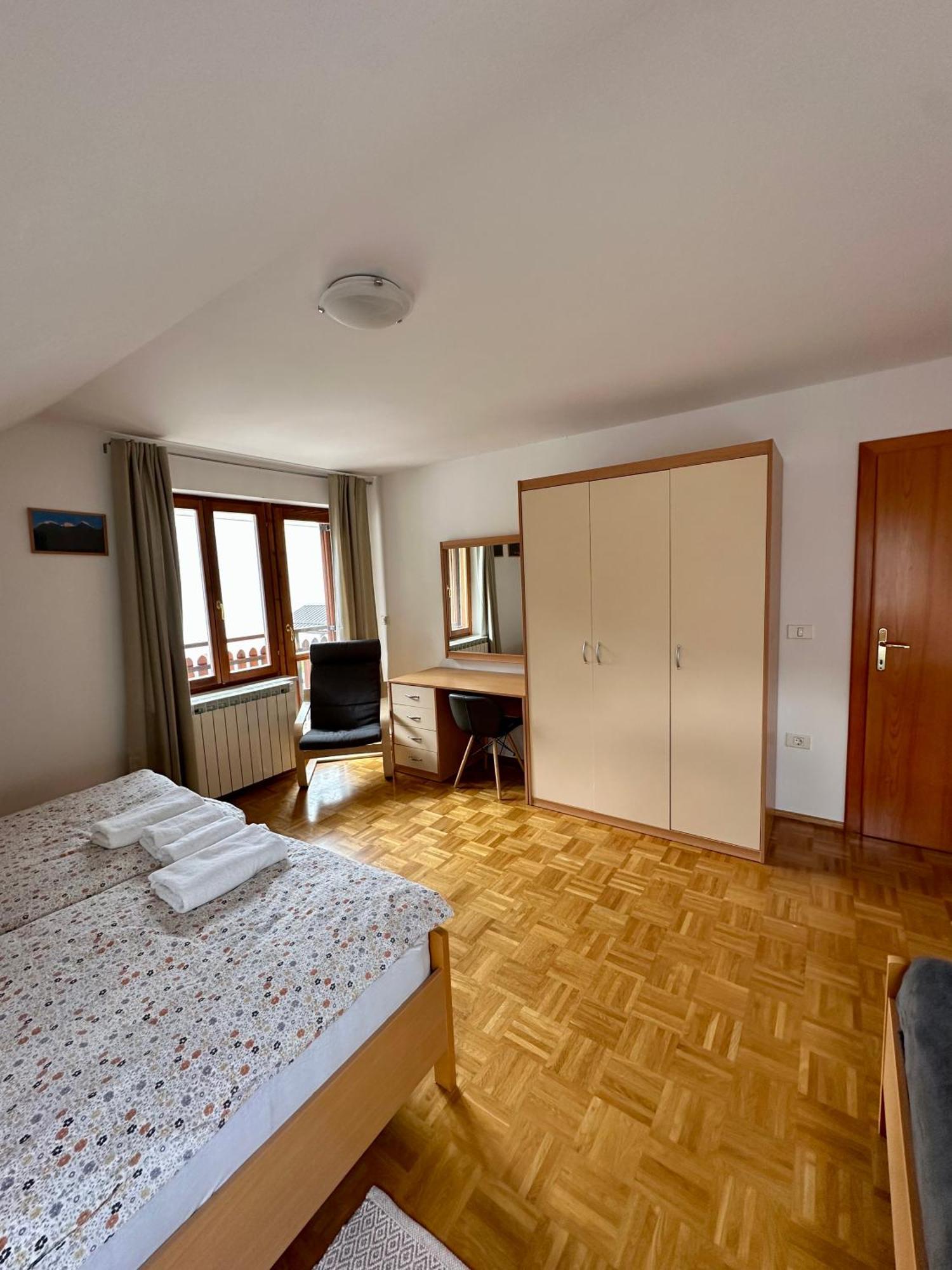 Apartments And Rooms Tajcr Bovec Exteriör bild
